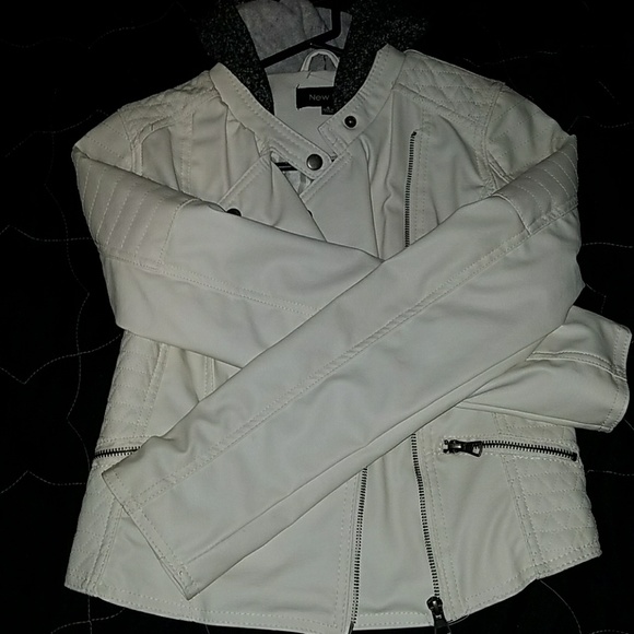 Jacket - Picture 2 of 3